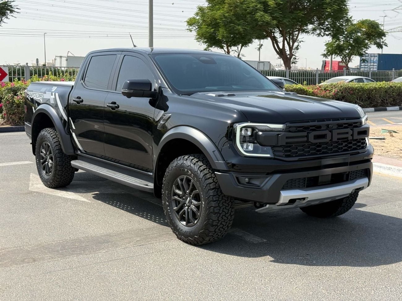 Ford Ranger RAPTOR GCC SPEC LESS KILOMETER