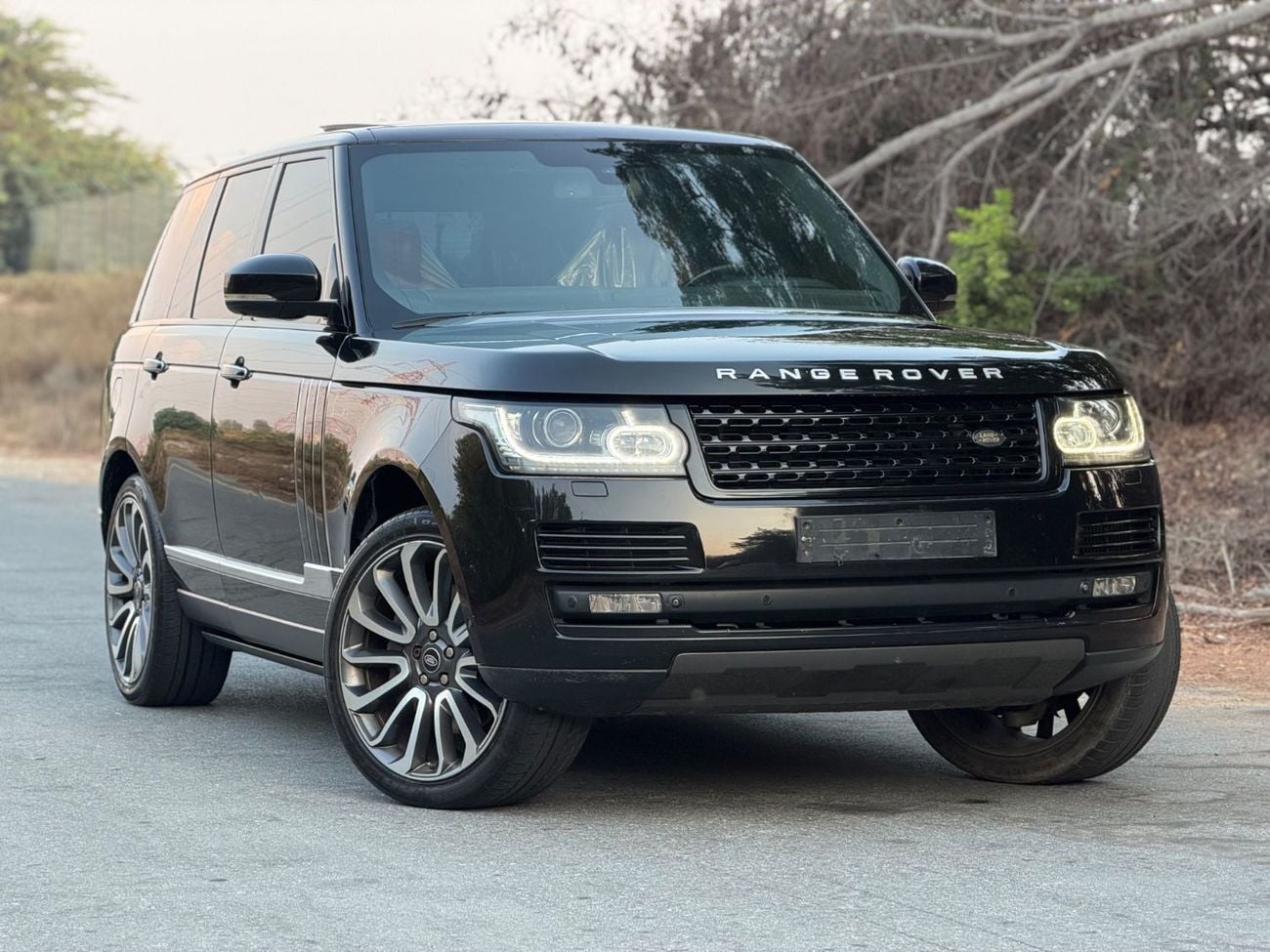 Land Rover Range Rover AUTOBIOGRAPHY Panoramic sunroof, paddle shifters, electric pedals