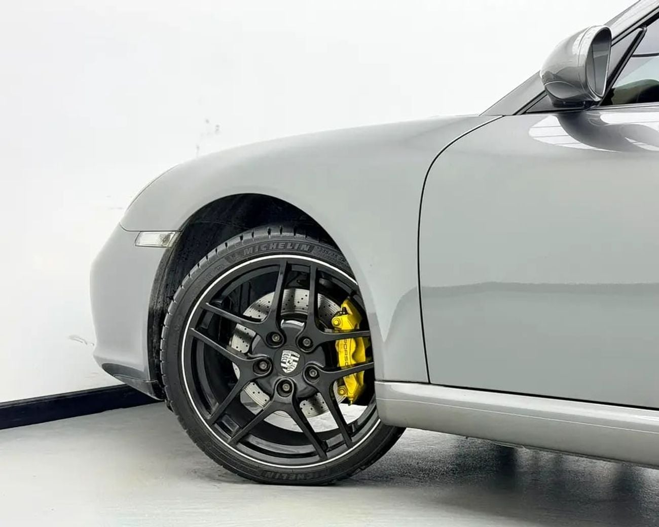 بورش 911 كاريرا Carrera, Full Service History, Fully Loaded, Excellent Condition, GCC