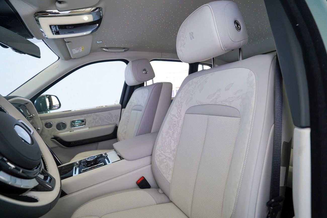 Rolls Royce Cullinan BLACK BADGE CULLINAN DUALITY SEATS