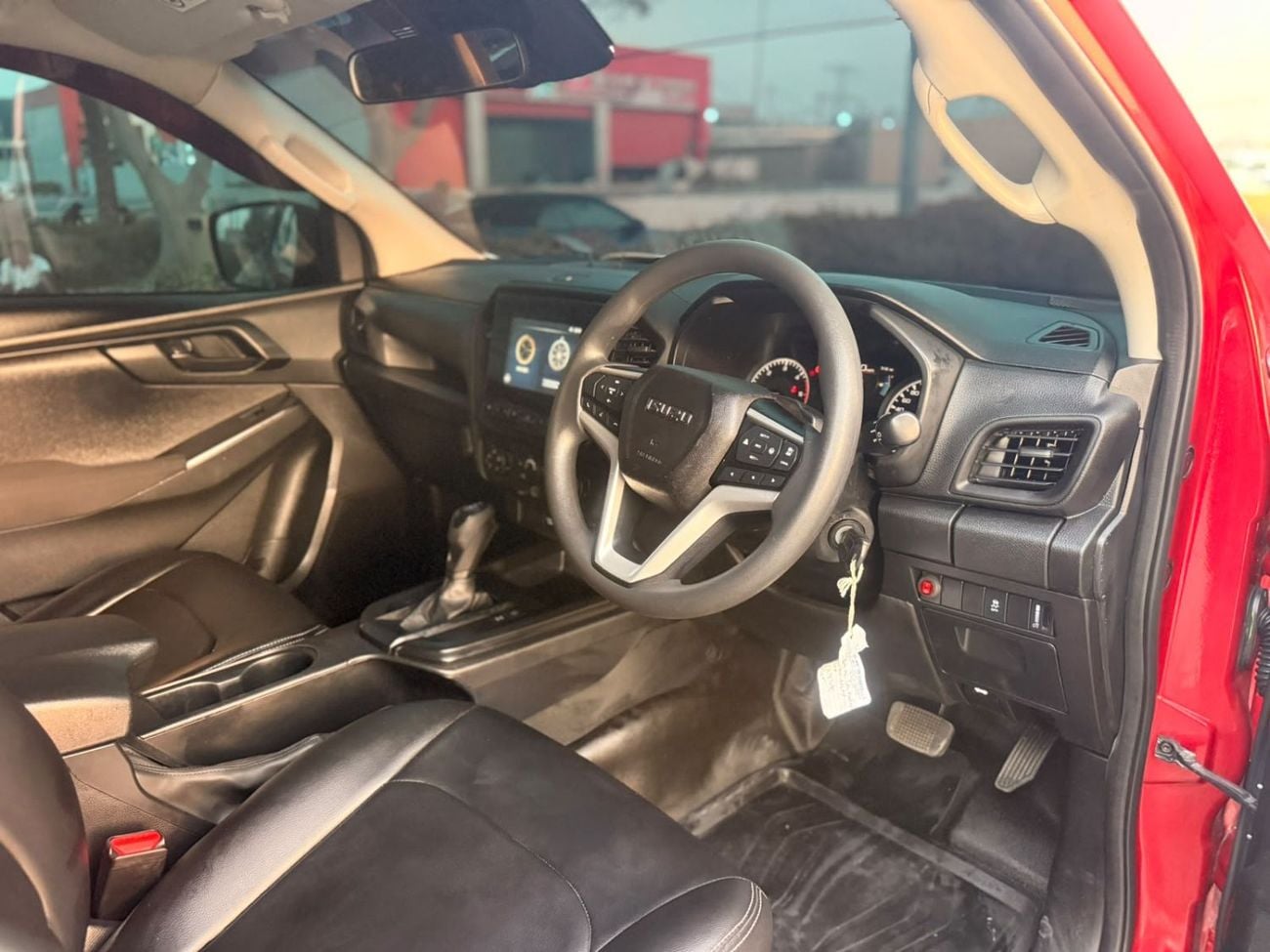 Isuzu D-MAX - 3.0 Diesel Engine - AT - 4WD - Pickup
