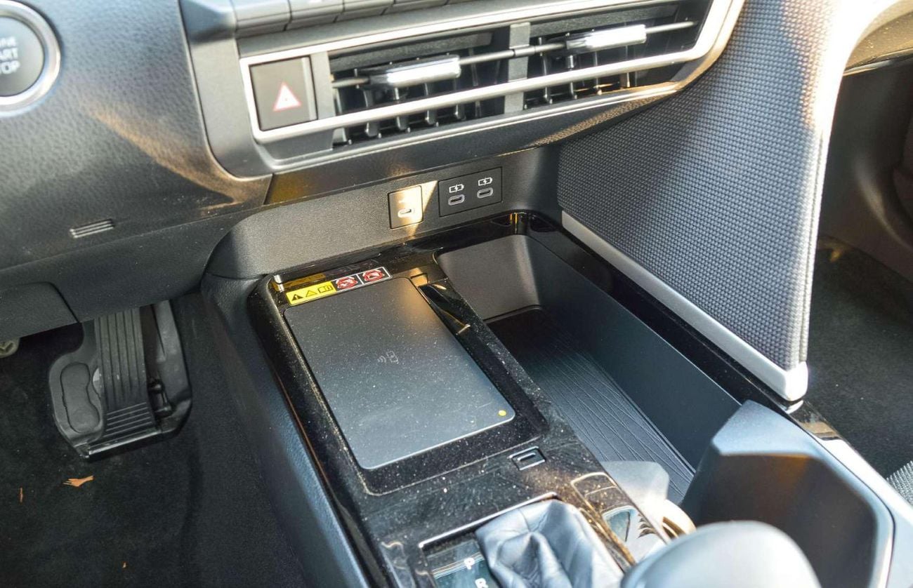 Toyota Camry LE 2.5L FWD PETROL SEDAN 2026