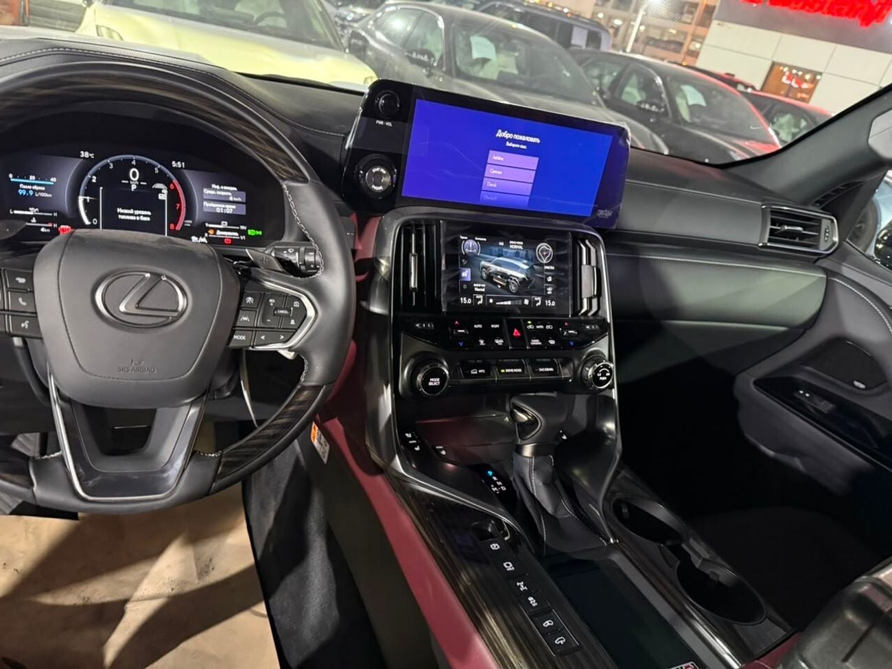 Lexus LX600 SIGNATURE
