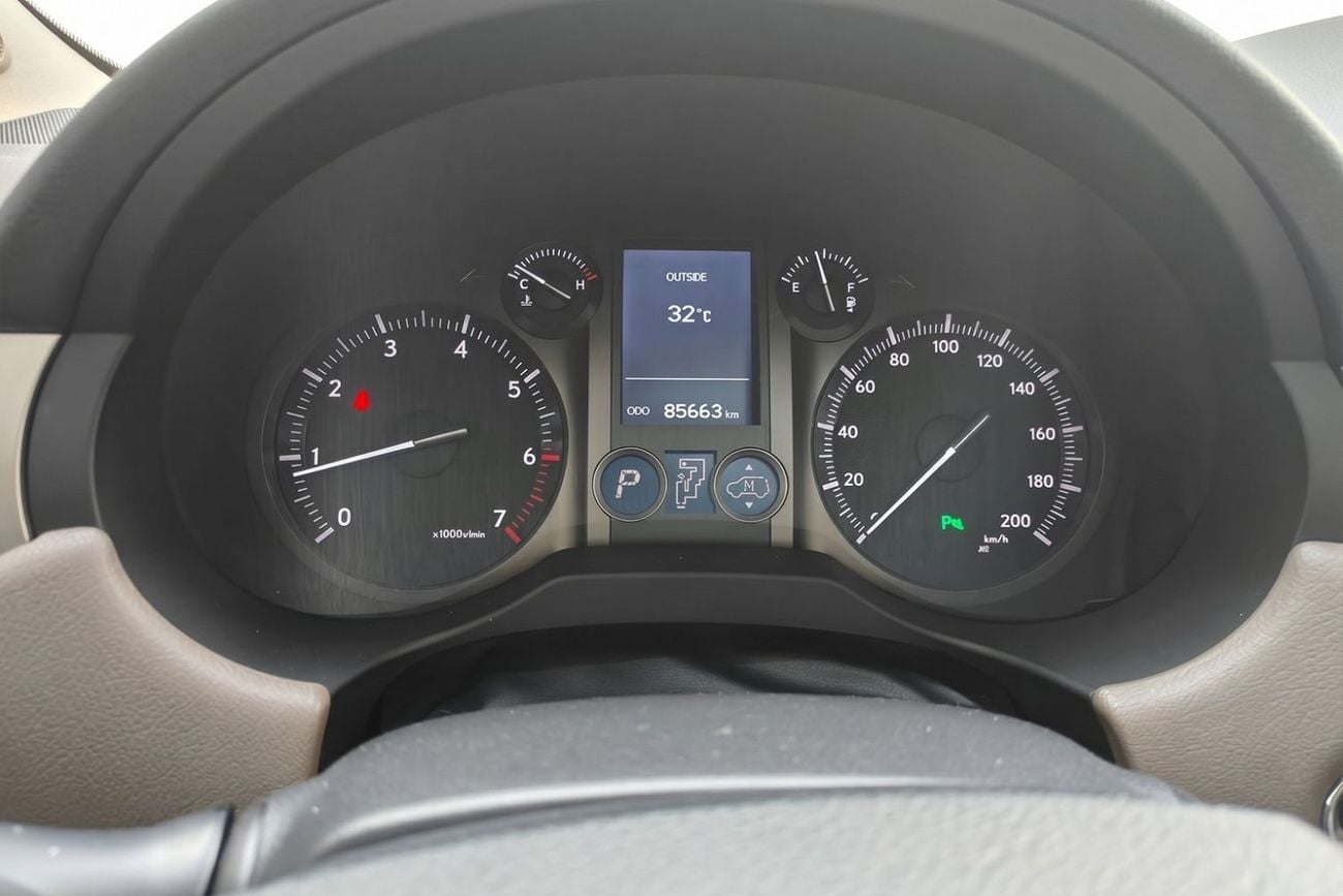 لكزس GX 460 PREMIER ٢٠١٦ | مفتاحان | ٤٠١٢ درهمًا إماراتيًا شهريًا
