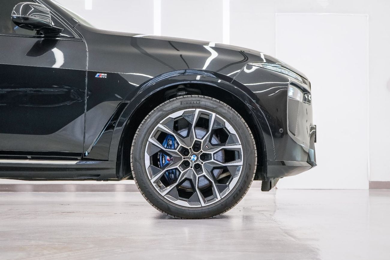 BMW X7 XDRIVE40I M SPORT GCC Specs | Warranty and Service Contract | As Brand new