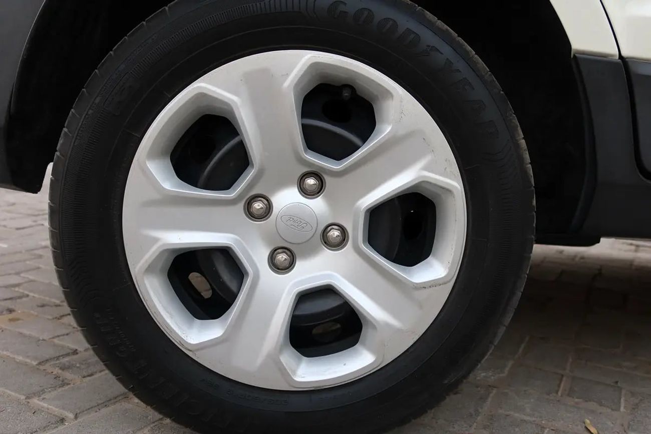 فورد ايكو سبورت Trend - GCC – Al Tayer Maintained | Lady Driven