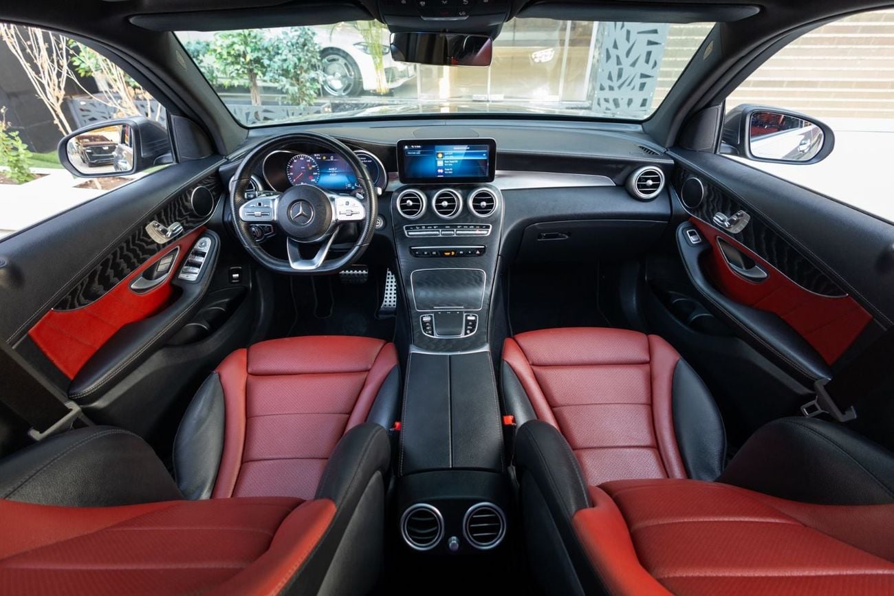 Mercedes Benz GLC200 PREMIUM PLUS