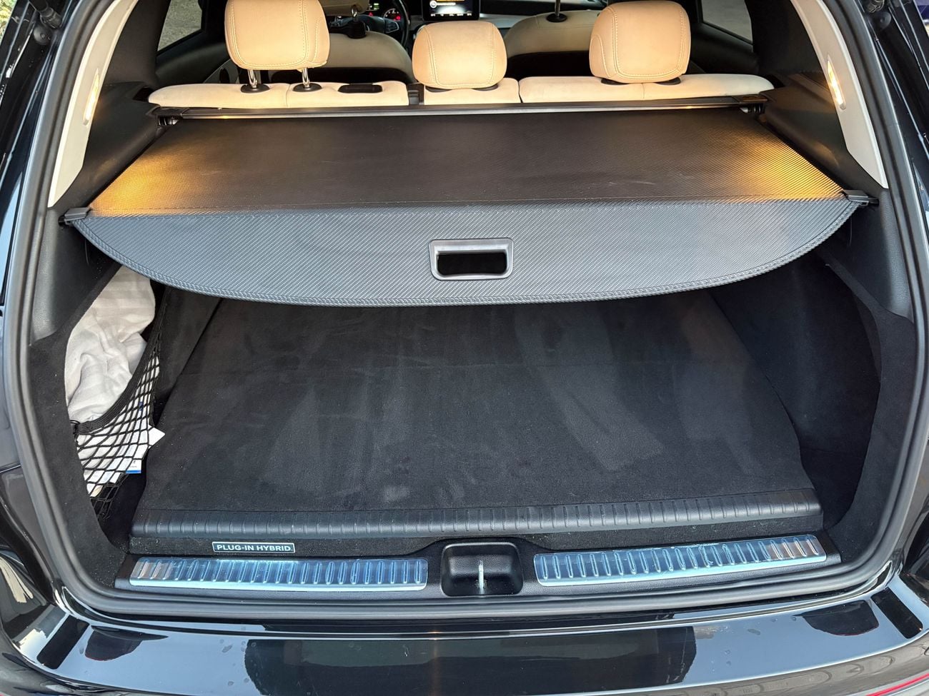 مرسيدس بنز GLC 350 e GLC 350e AMG