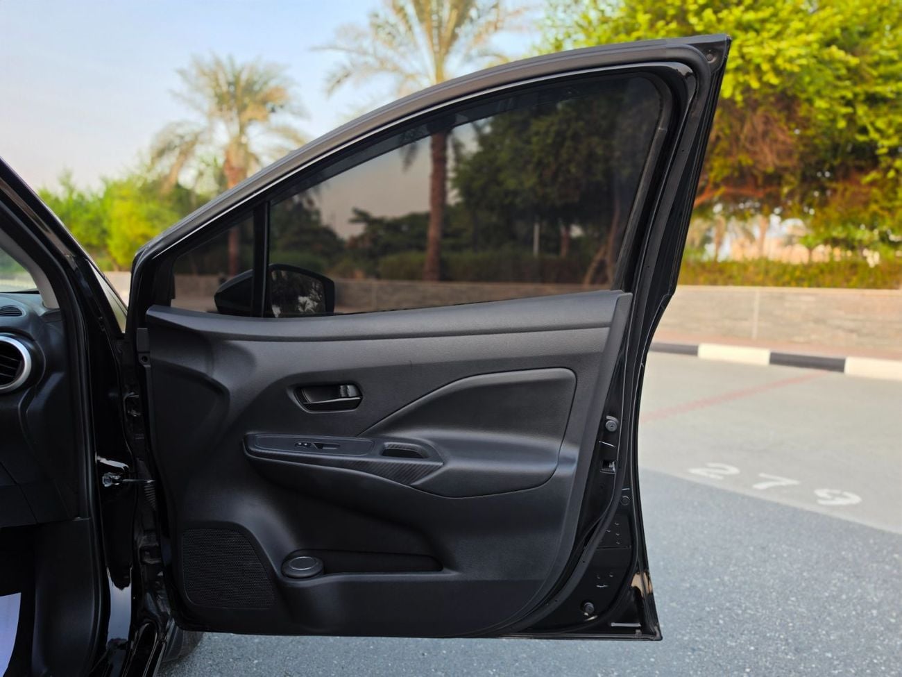 Nissan Versa STANDARD