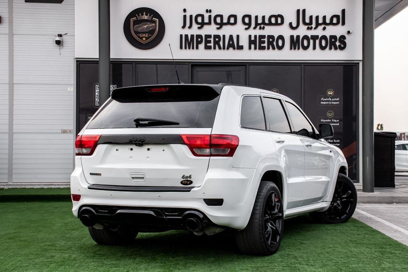 Jeep Grand Cherokee SRT8