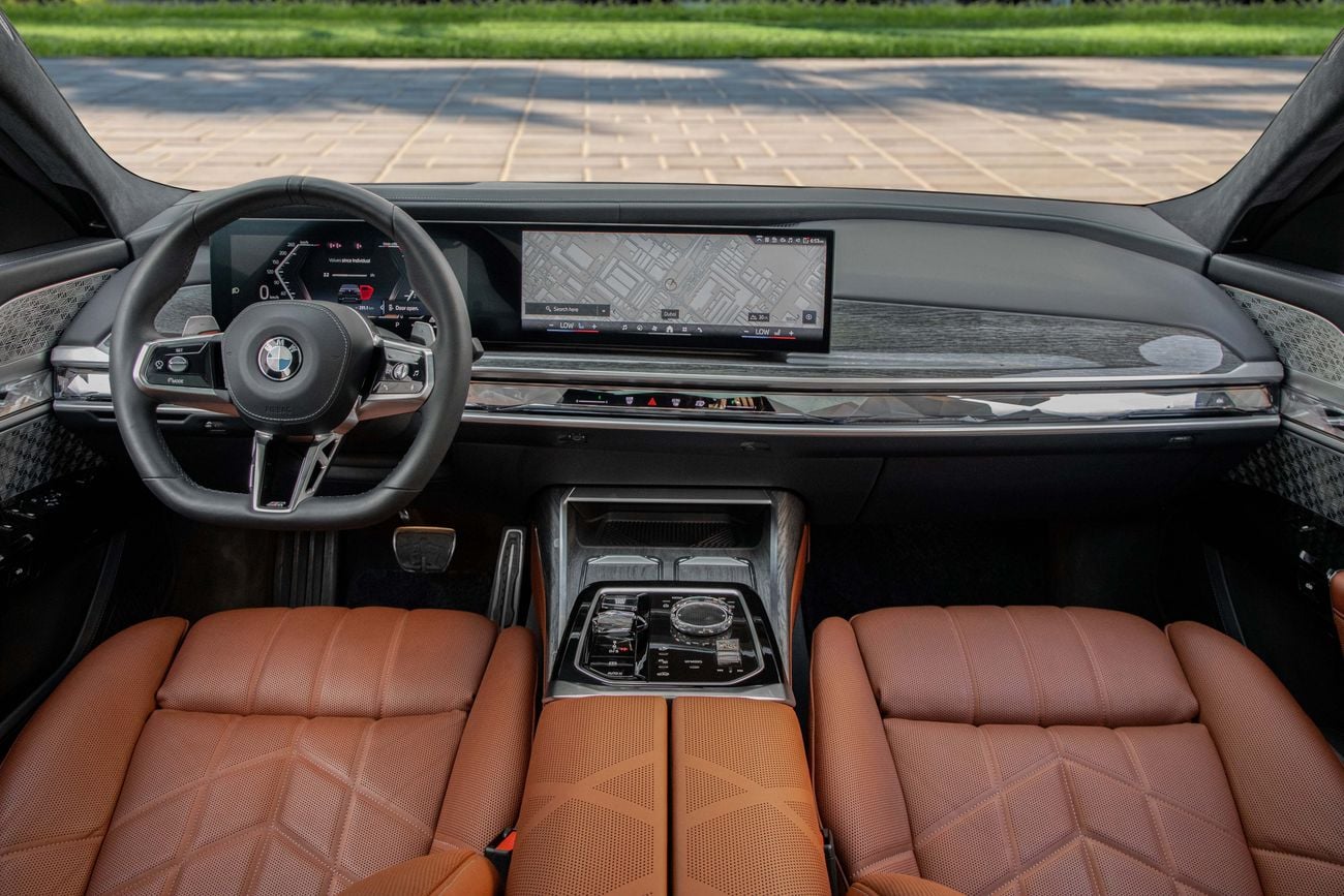 بي أم دبليو 760i M760 xDrive | 9,596 P.M | 0% Downpayment | BMW WARRANTY & SERVICE!