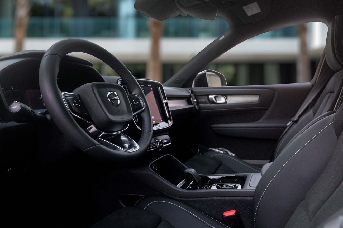 فولفو XC 40 B4 Ultimate Dark XC40 B4 Ultimate Dark | 1,959 P.M | 0% Downpayment | 2029 WARRANTY