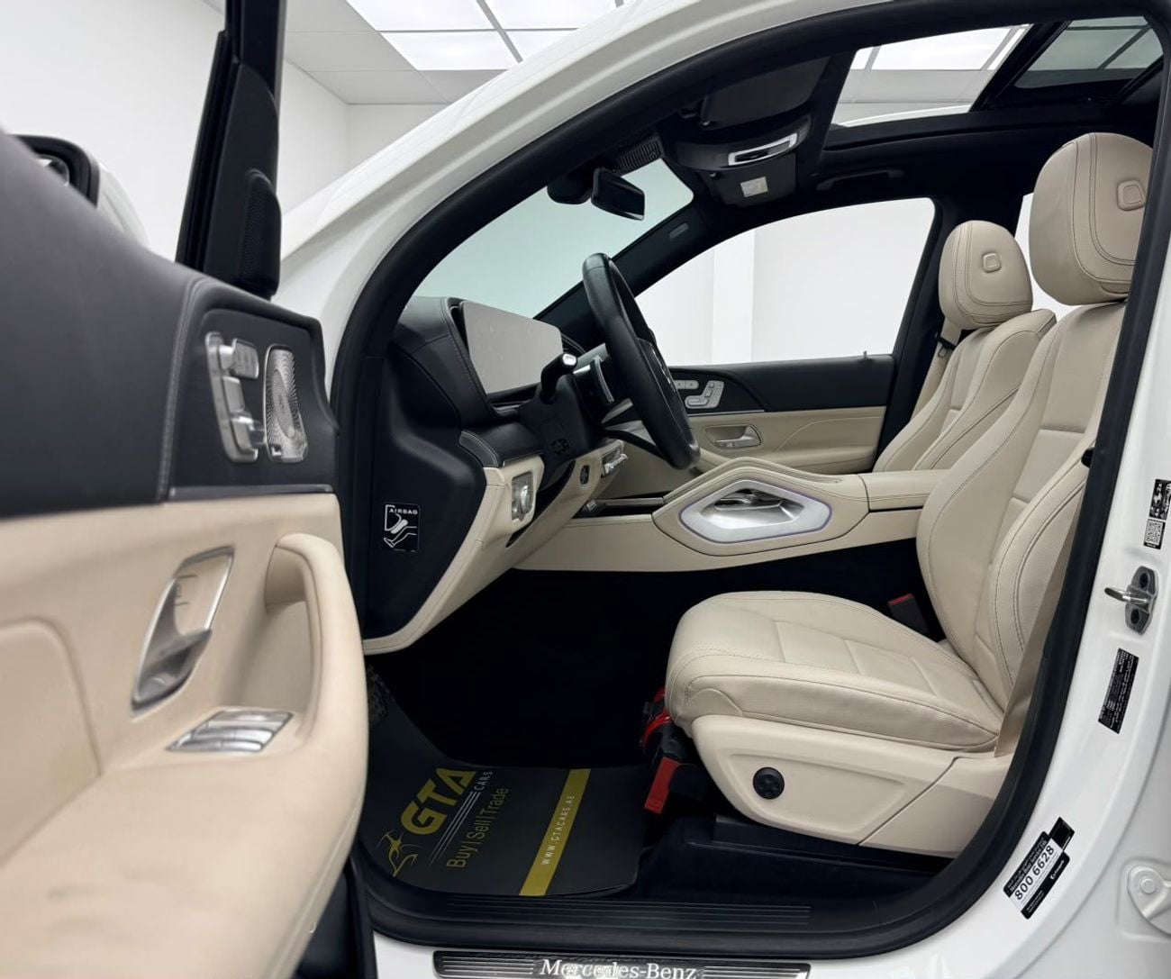 مرسيدس بنز GLS 450 4MATIC مرسيدس بنز GLS450 4MATIC بريميوم بلس موديل 2025، مع ضمان مرسيدس بنز وحزمة خدمة موديل 2029، 7 مقاعد،