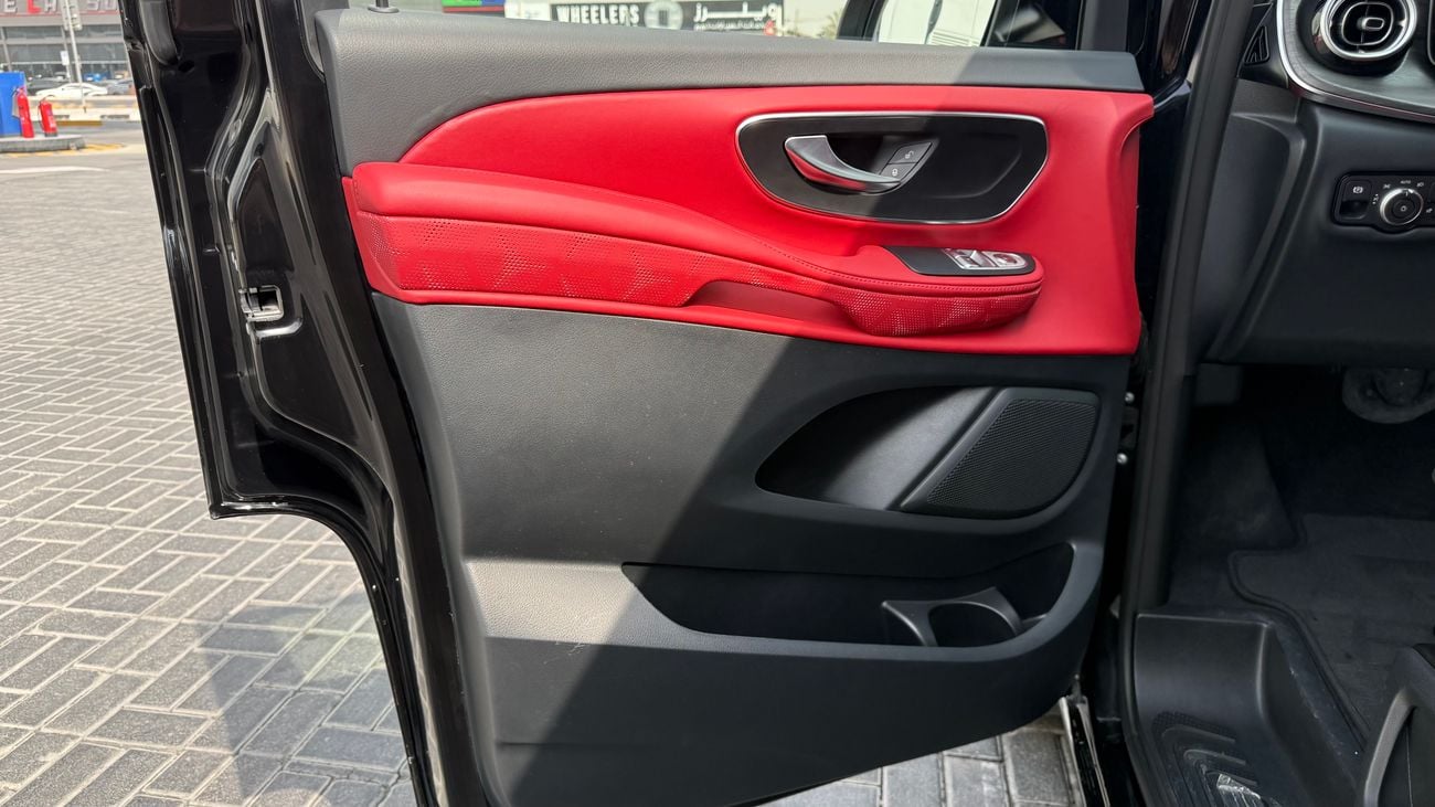 مرسيدس بنز V 300 AVANTGARDE