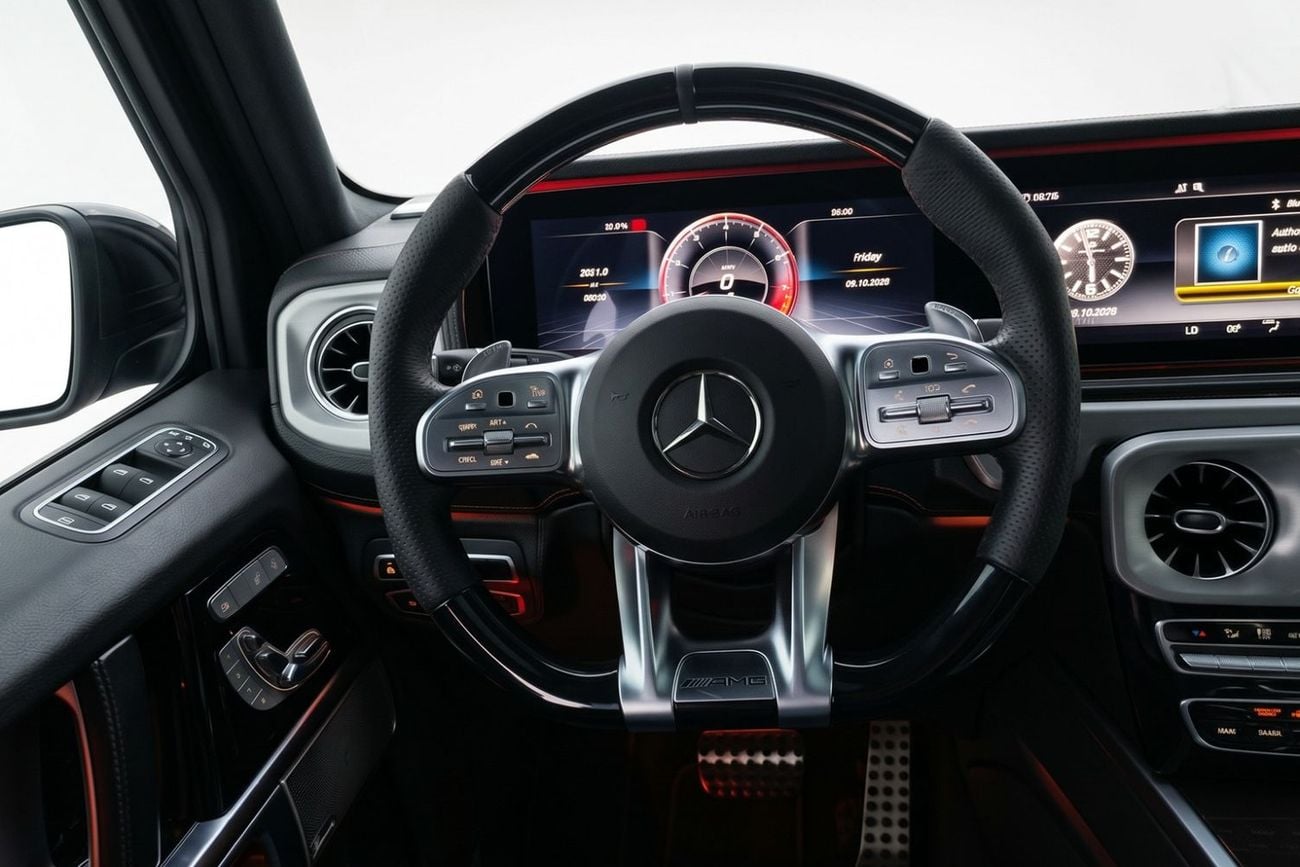 Mercedes Benz G63 AMG STANDARD 2020 | Body kits l AED 8,617 / Monthly