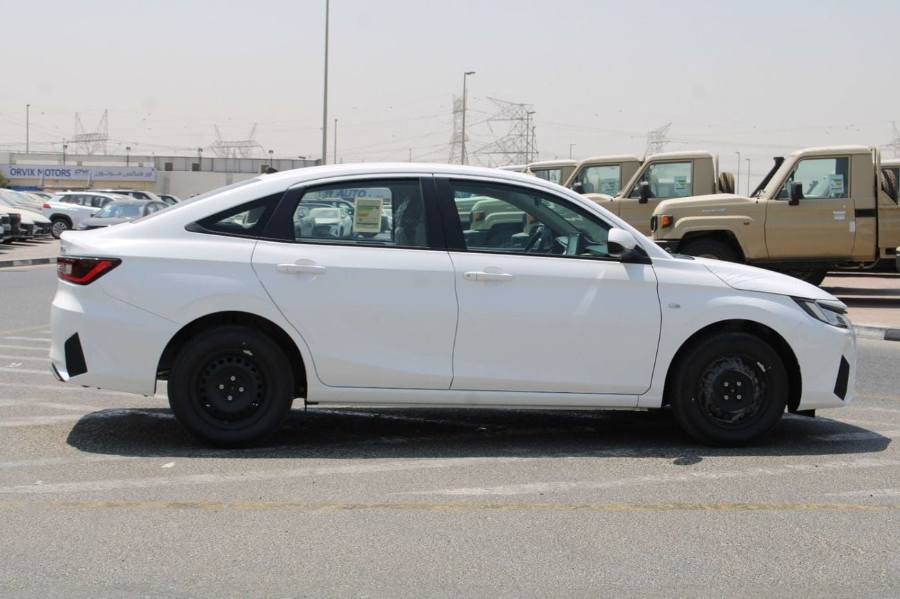 Toyota Yaris E