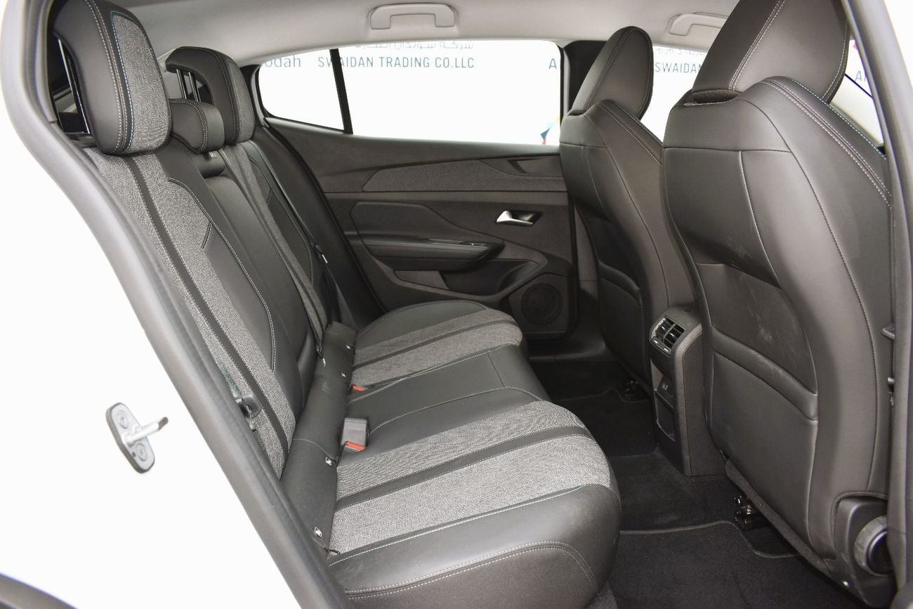 Peugeot 408 ALLURE