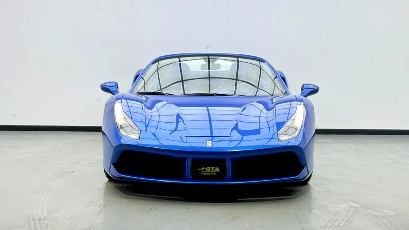 فيراري 488 سبايدر Carbon Edition, Full Service History, Carbon Fiber Package, GCC