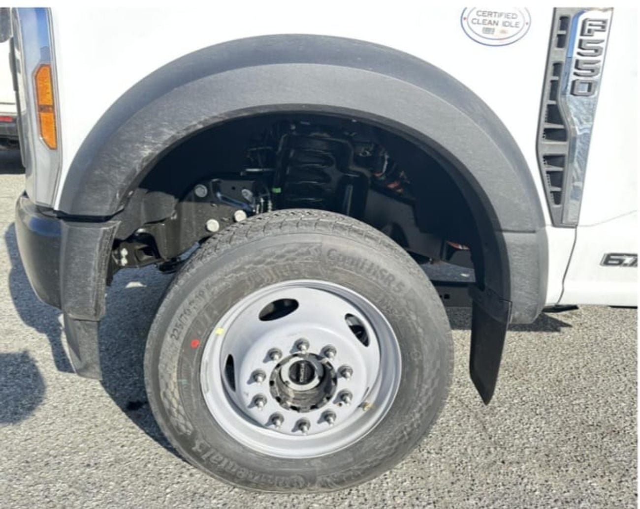 Ford F-550 HEAVY DUTY 6.7L DIESEL DUAL TANK