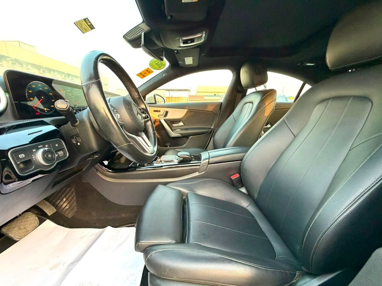Mercedes Benz CLA250 PREMIUM