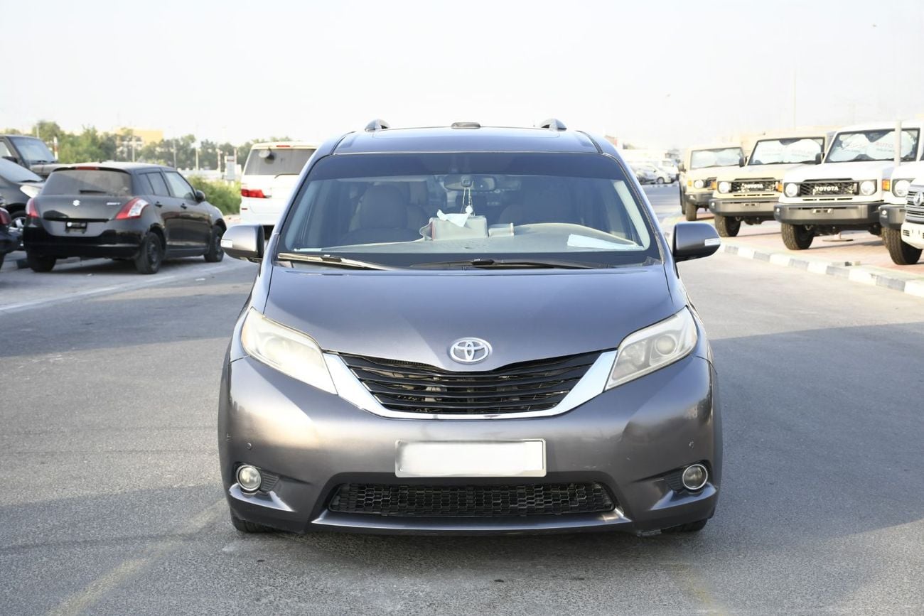 Toyota Sienna LIMITED 3.5L fully loaded for USE UAE AND EXPORT