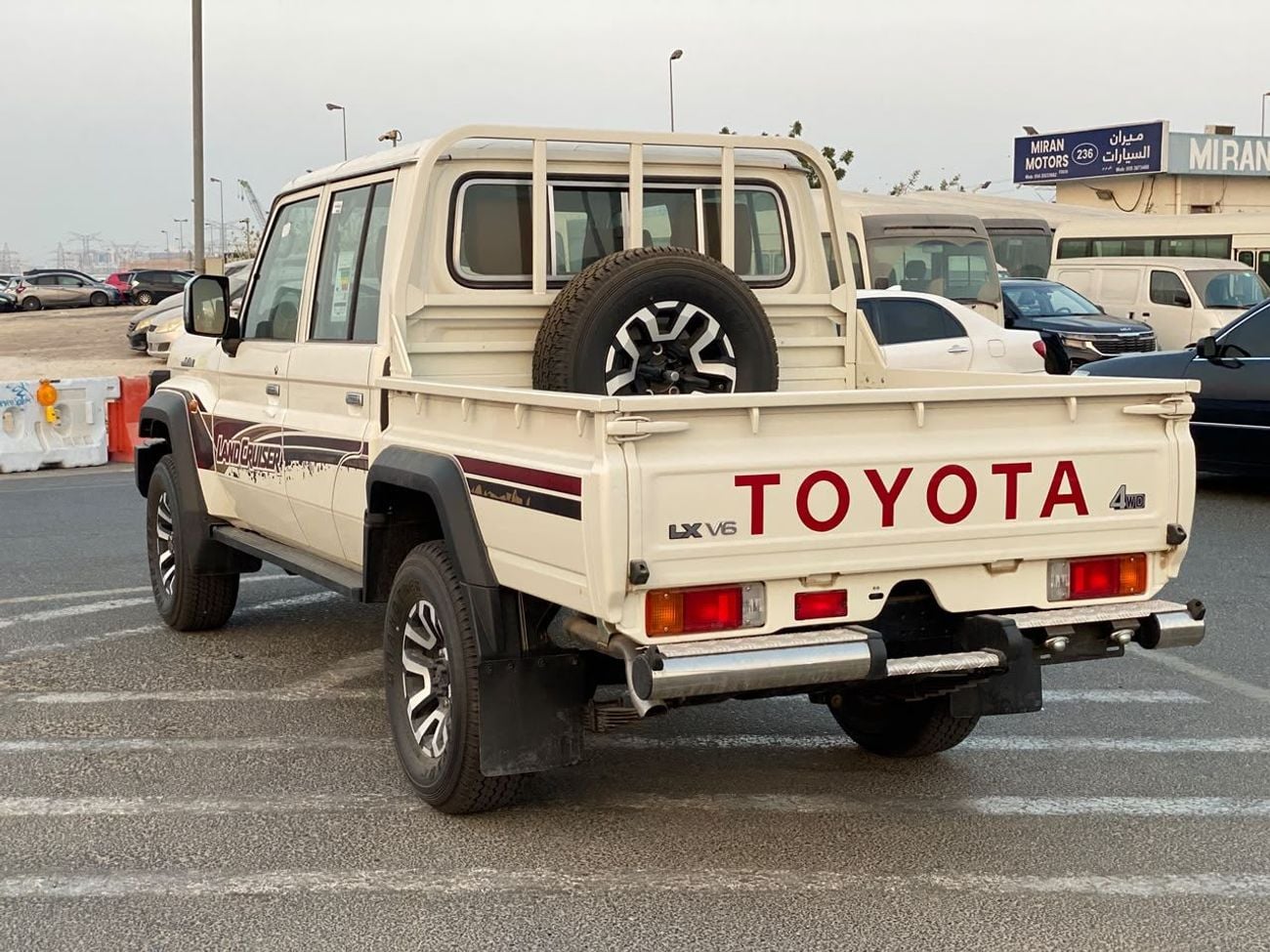 Toyota Land Cruiser Pick Up