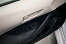 Toyota Corolla XLI E 1.6L - Super White Inside Formage | Export Only