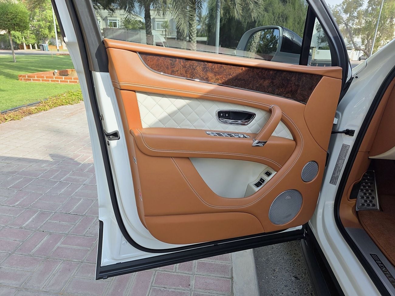بنتلي بينتايجا W12