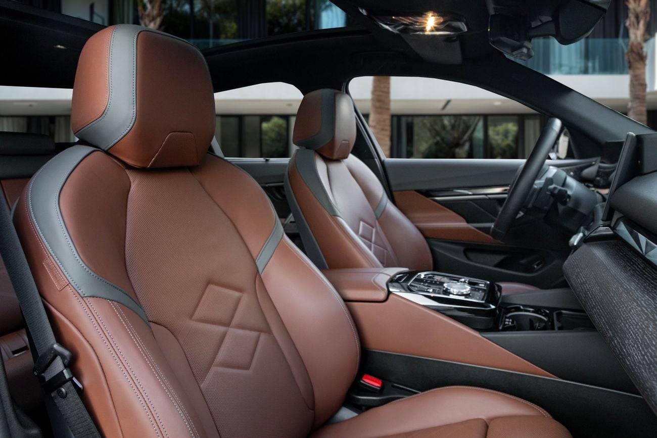 بي أم دبليو 530i M SPORT | 4,407 P.M | 0% Downpayment | Warranty!
