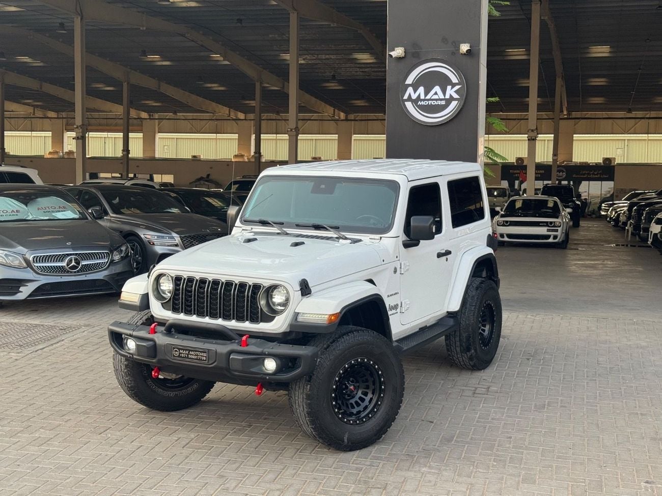 Jeep Wrangler SAHARA CITY SHARA V6 3.6L / BLIND SPOT / LEATHE / FULL SUSPENSION HORICON / 315 TIRES/ AND MORE..
