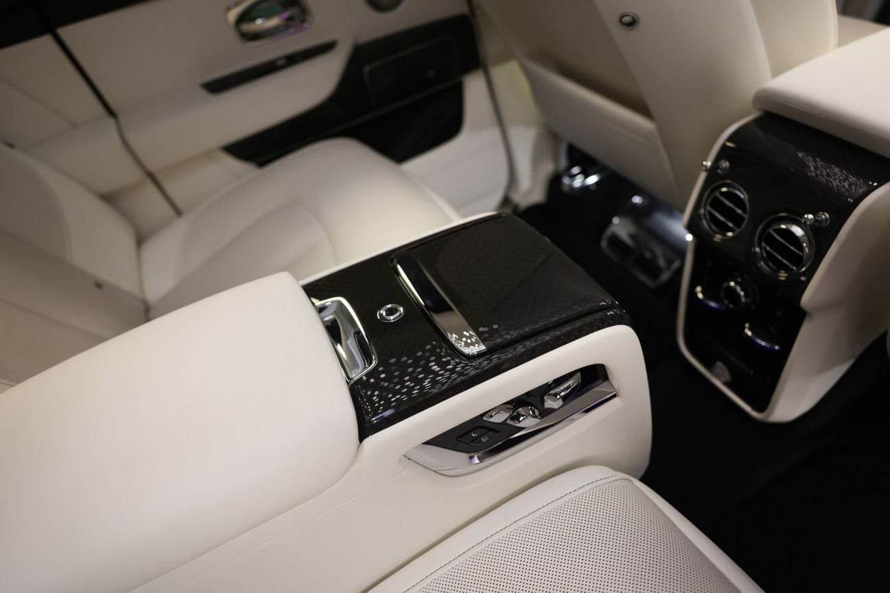 Rolls Royce Cullinan BLACK BADGE