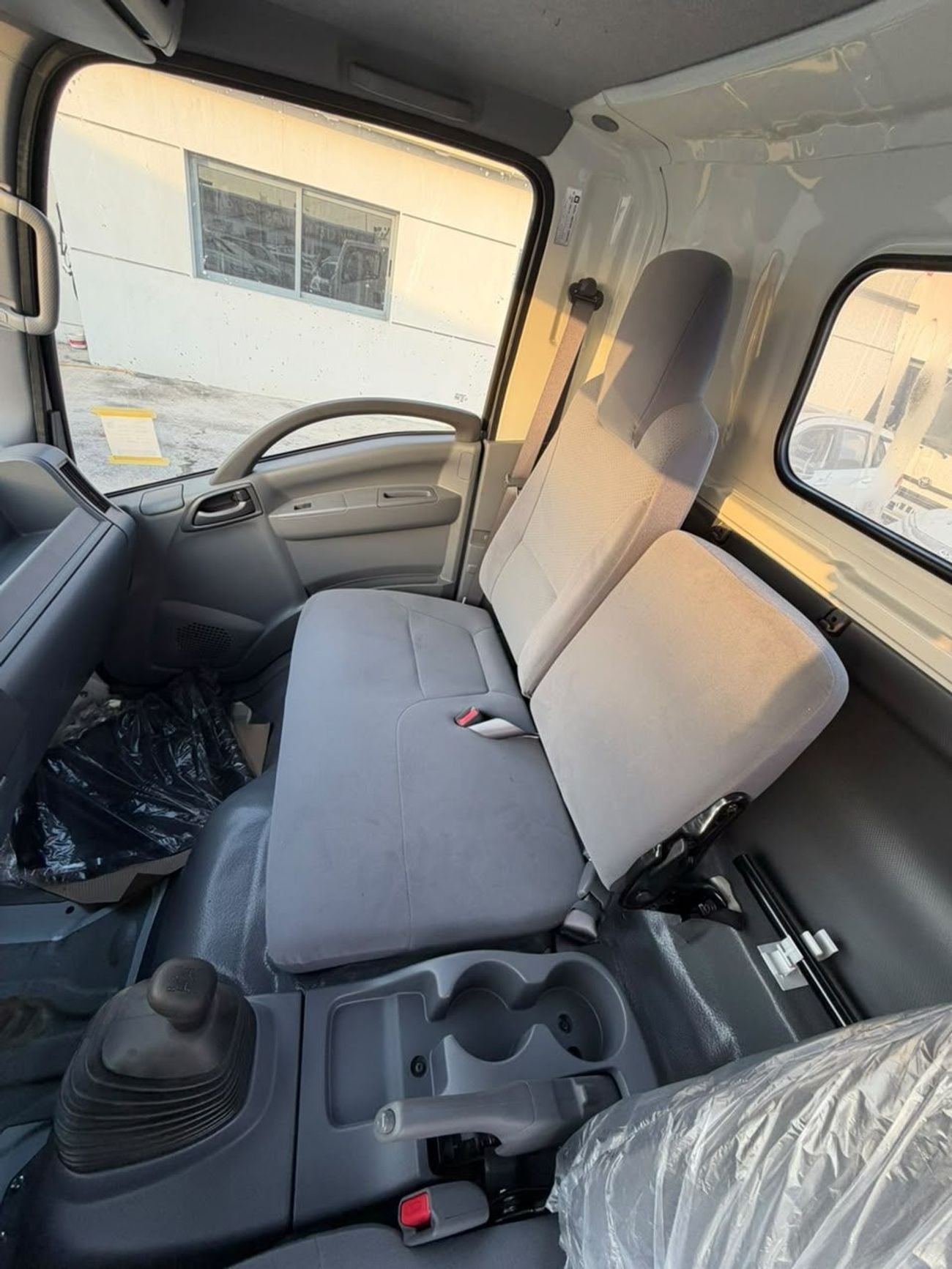 Isuzu NPR STANDARD
