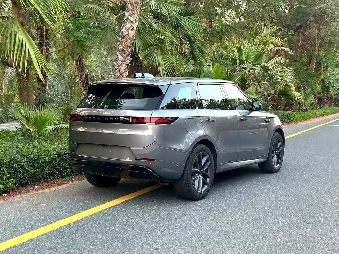 Land Rover Range Rover Sport HSE DYNAMIC | Diesel Engine D250 | 3.0L V6 | Luxury Meets Power
