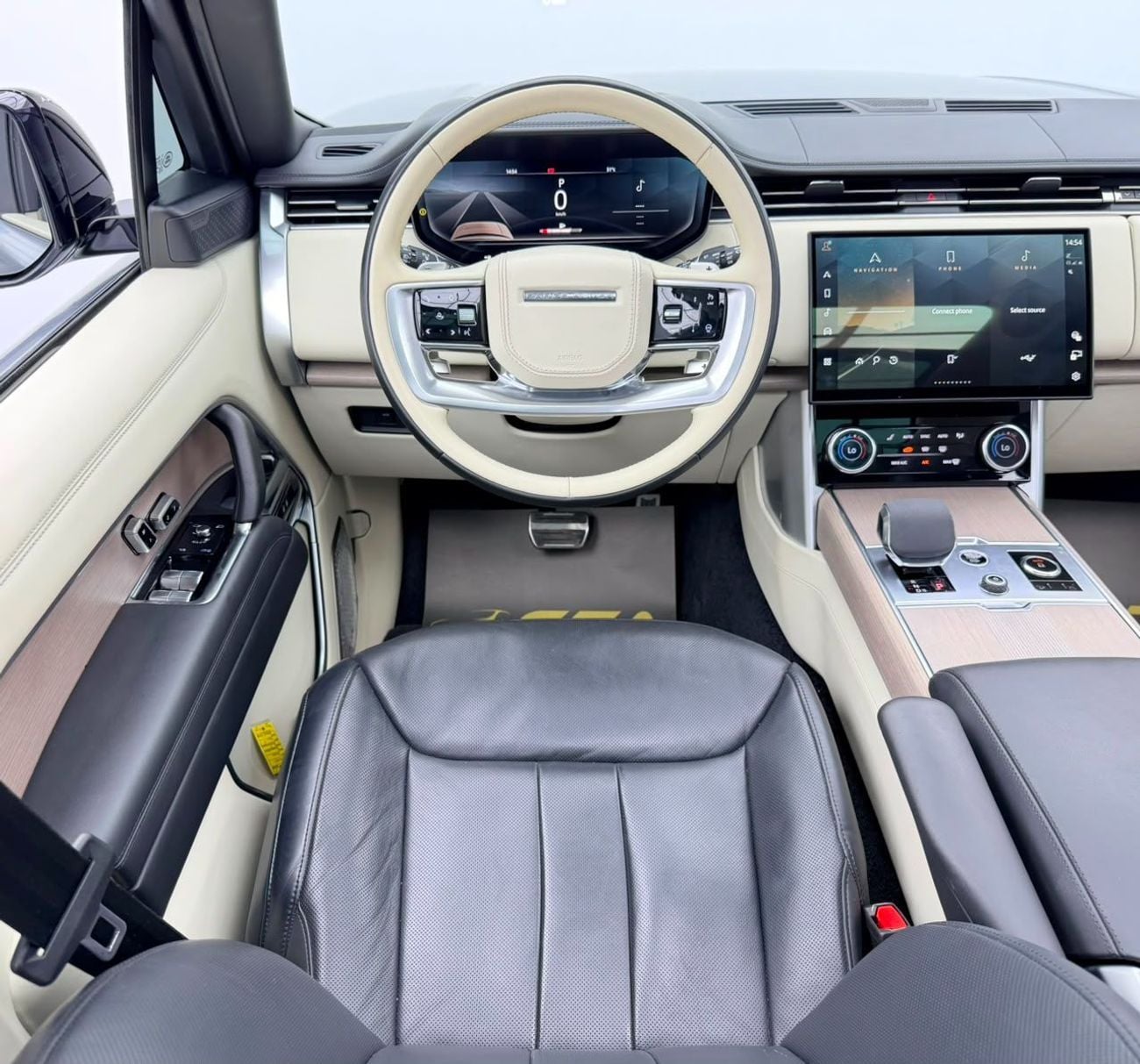 Land Rover Range Rover AUTOBIOGRAPHY LWB P530 2023 Range Rover, 1 Year Unlimited Km Warranty, Full Service History