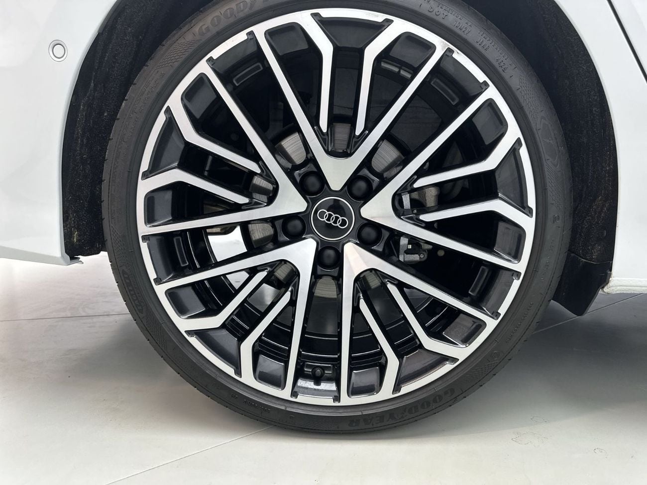 أودي A3 35 TFSI 1.4L A3 Sedan 35 TFSI 150hp (Ref# 71202)