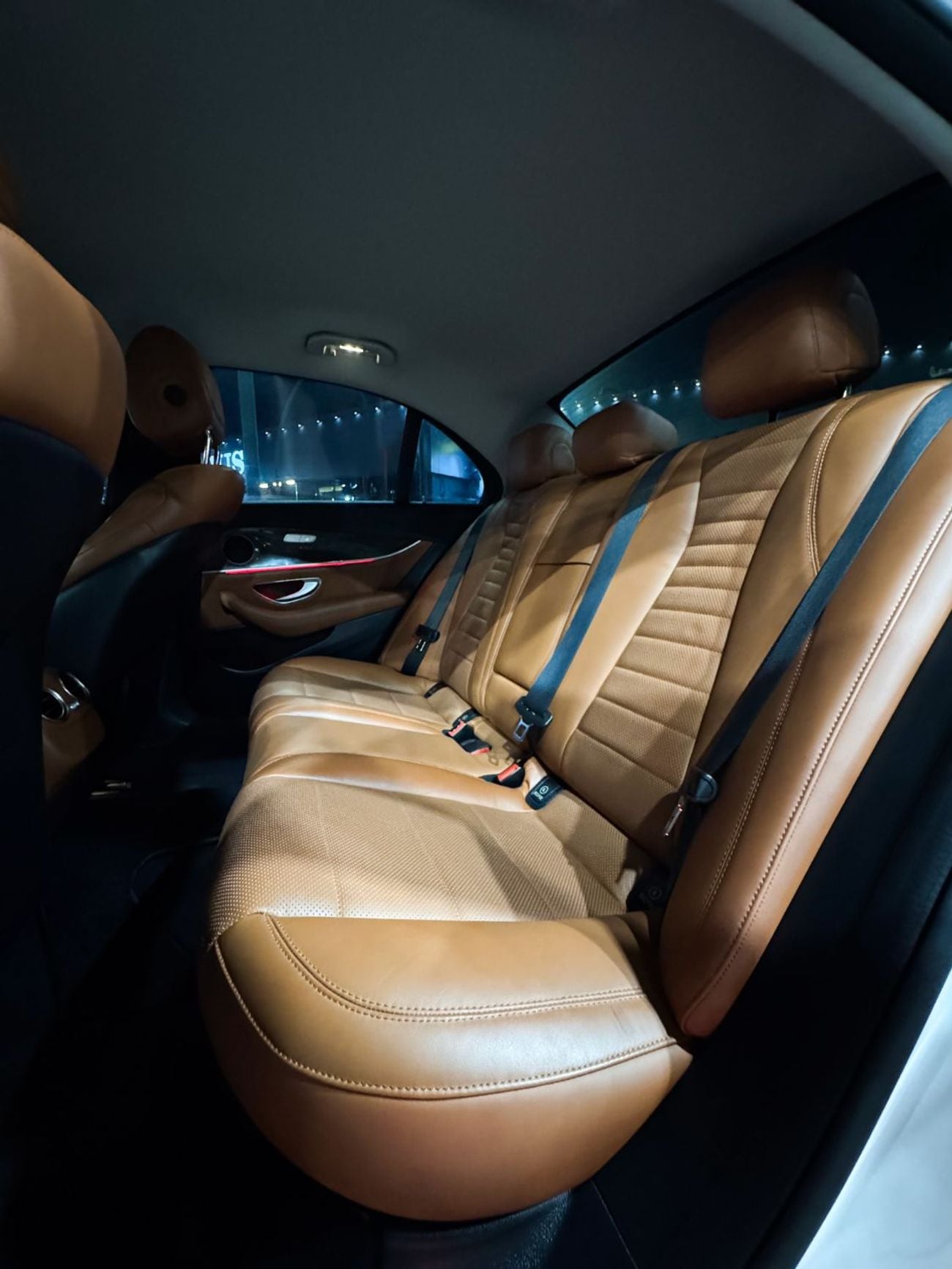 Mercedes Benz E400 STANDARD