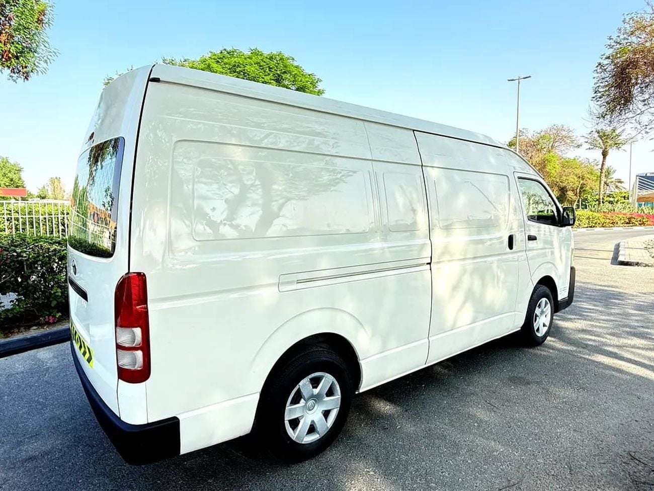 Toyota Hiace GL Year 2.7L GCC Specs-Excellent Condition