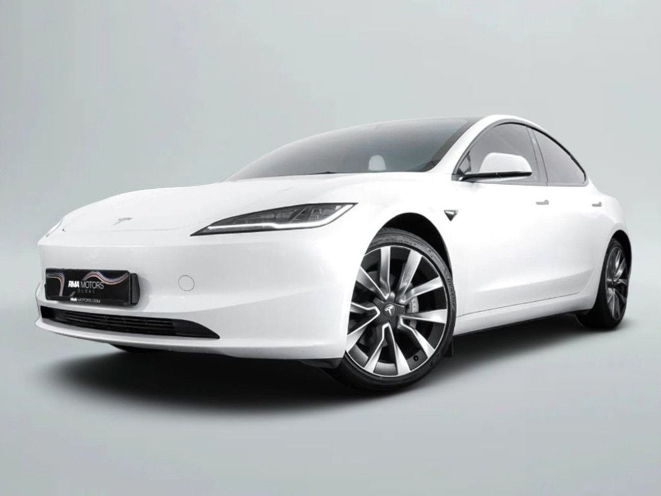 Tesla Model 3 LONG RANGE