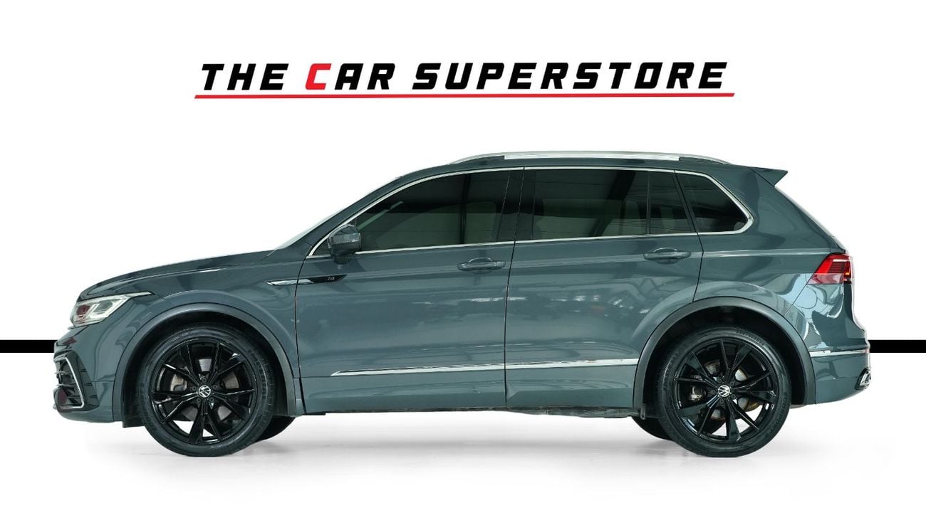 Volkswagen Tiguan R-LINE PLUS-GCC-Al Nabooda Full Service History-1 Owner-Leather Interior