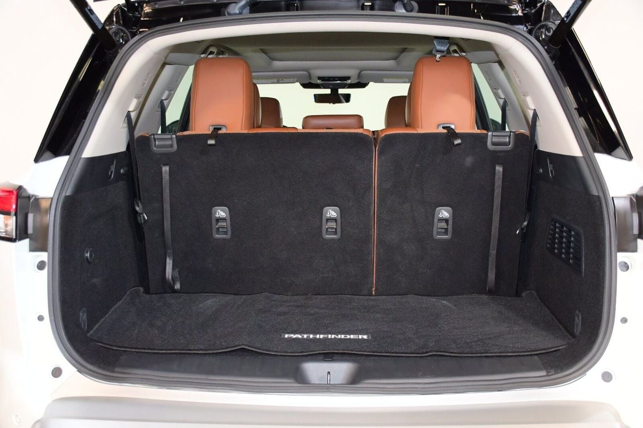 Nissan Pathfinder SL 2.0