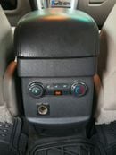 Ford Explorer BASE