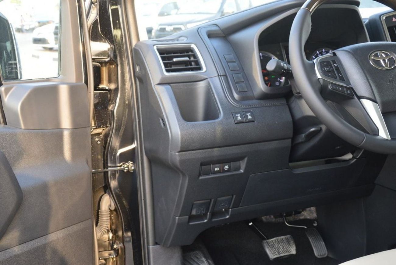 Toyota Granvia PREMIUM TOYOTA GRANVIA PREMIUM 3.5L V6 RWD DIESEL MINIVAN 2025
