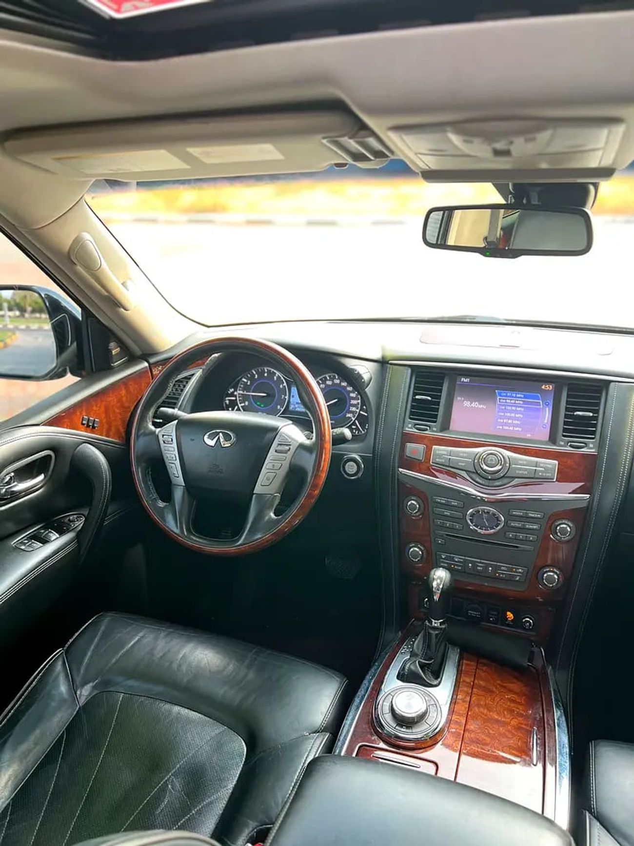 إنفينيتي QX80 Standard | GCC Specs | Well Maintained