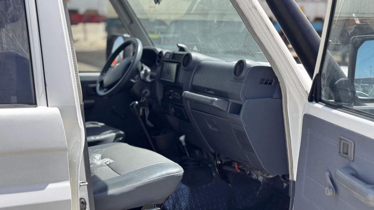 Toyota Land Cruiser Pick Up