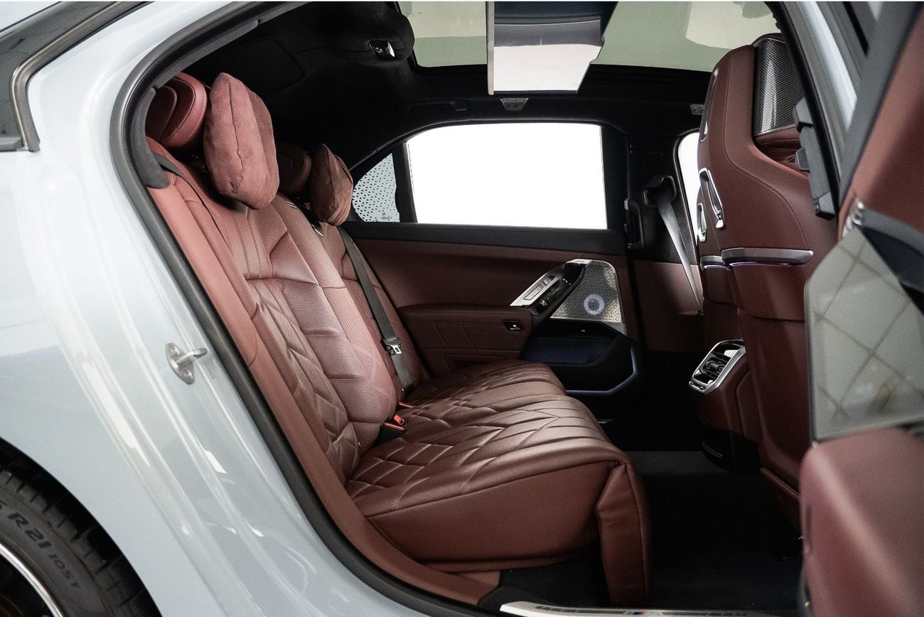 BMW 740i M SPORT