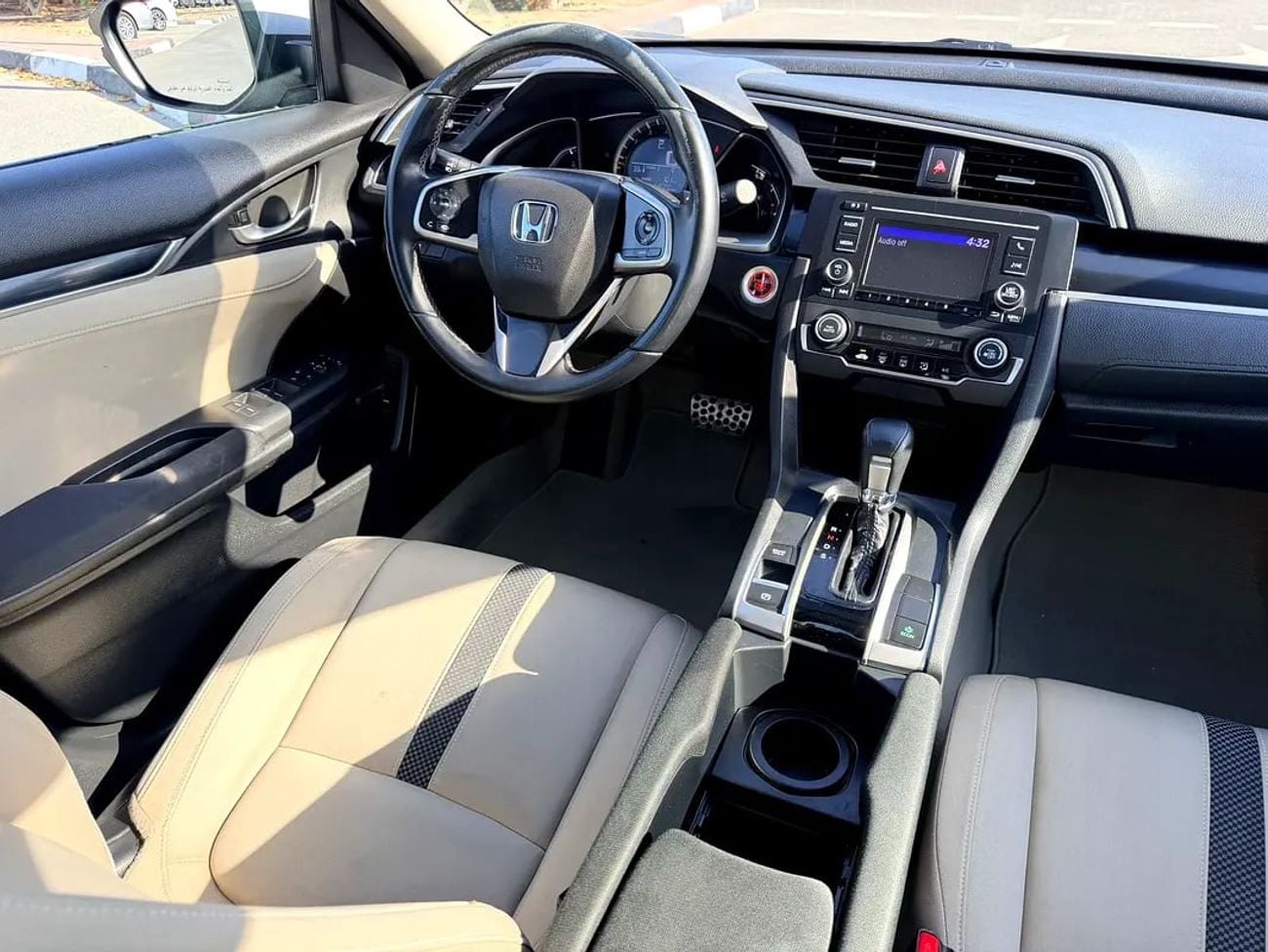 Honda Civic 1.8 i-VTEC GCC Specs single owner full service history from al Futtaim automobiles
