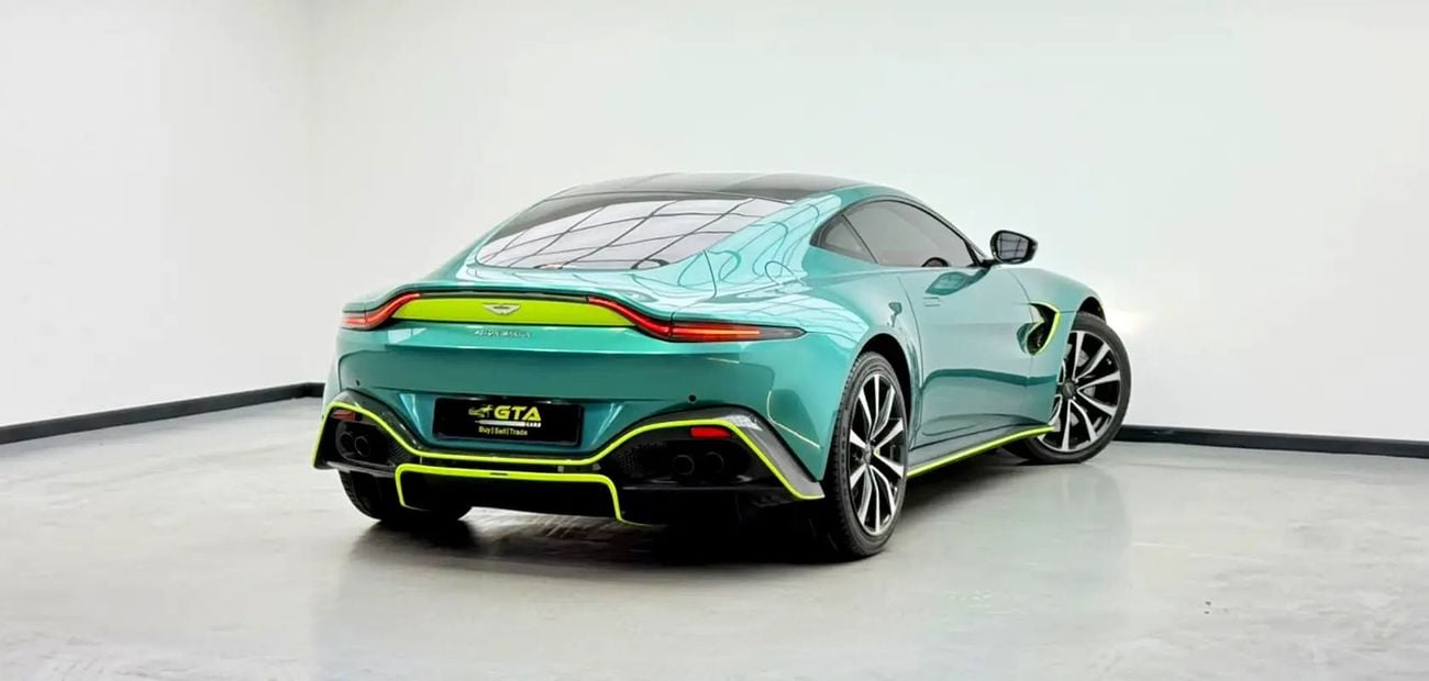 أستون مارتن فانتيج ستاندارد AM Warranty, Full AM Service History, Fully Loaded, GCC