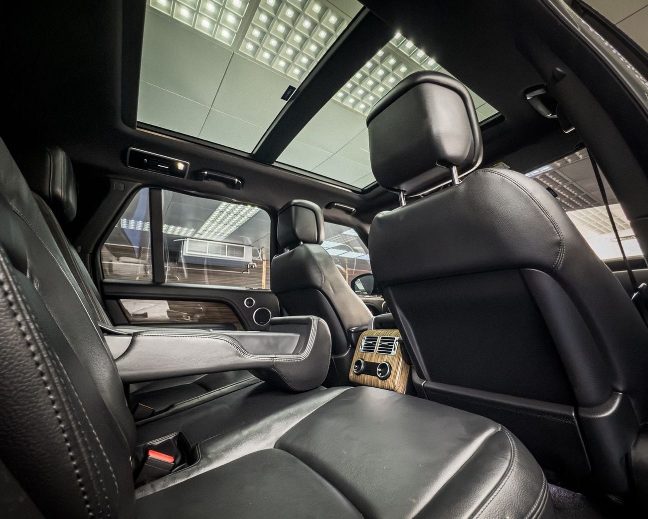 Land Rover Range Rover HSE Land Rover Range Rover 2019 GCC specs