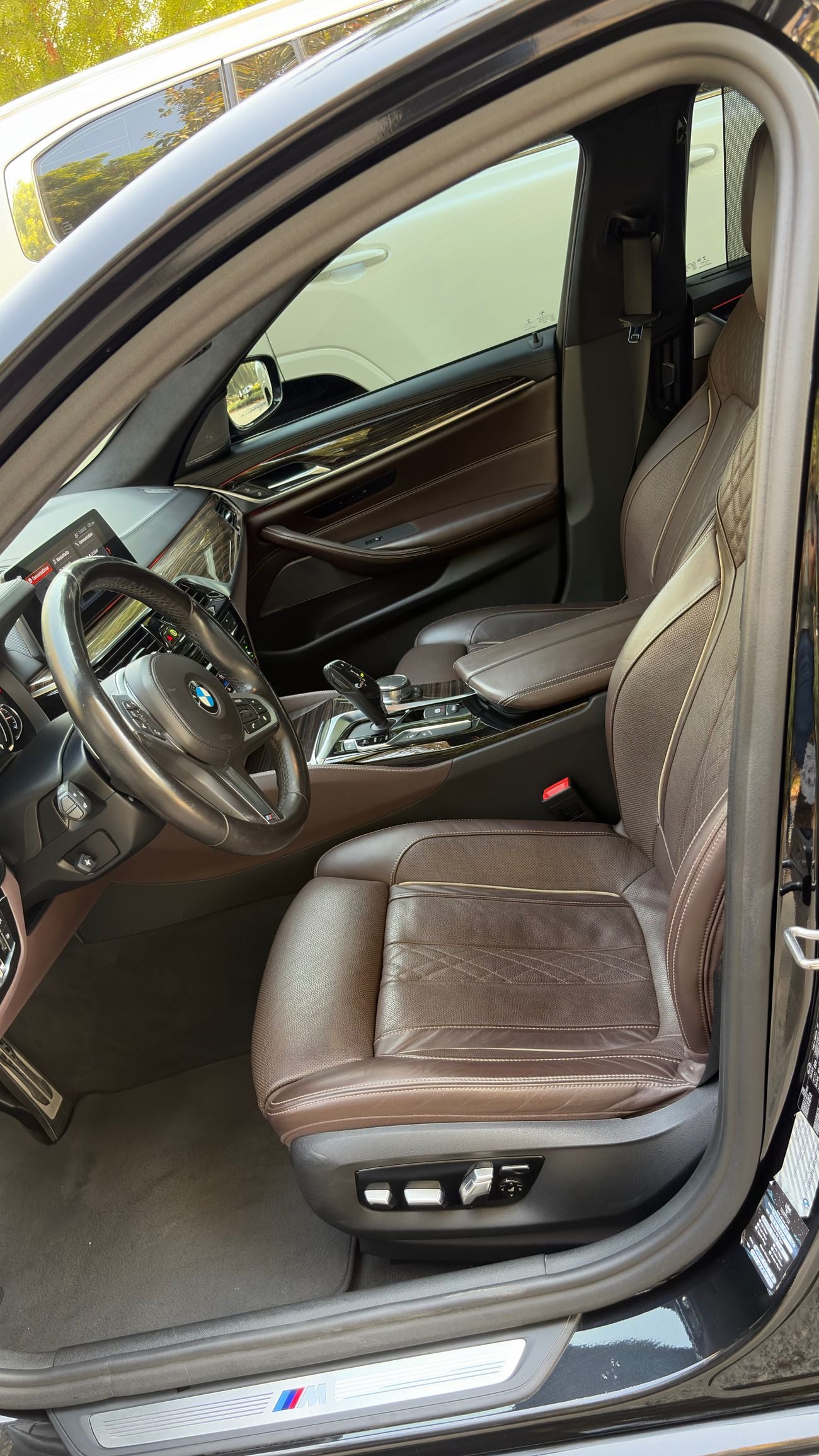 بي أم دبليو 530i M SPORT