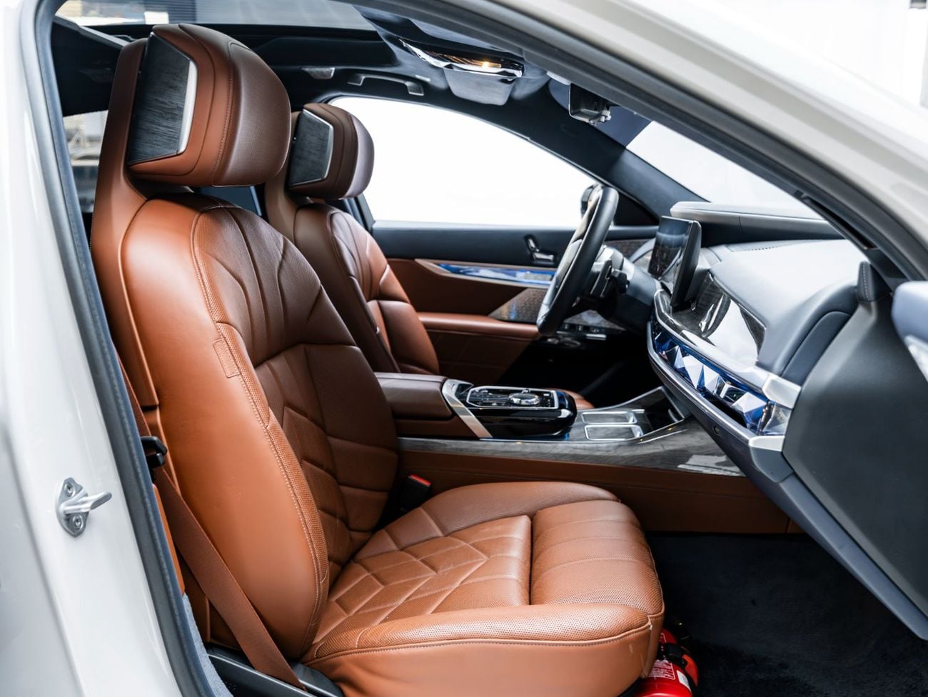 BMW 760i XDRIVE MASTERCLASS M SPORT PACKAGE BUY NOW, PAY 2027 | THE BLACKLINE STANDARD | 2029 BMW Warranty + Service Contract, GCC